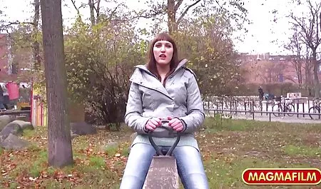 Kızıl saçlı genç yeşilcamseksfilmleri yaşlı adam sürmek
