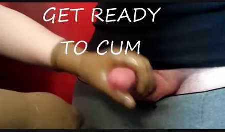 Genç kız öğrenci onu kedi ile yeşilcam sexs filimleri oynuyor