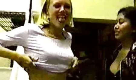 Uysal seksi yesilcam kız öğrenci Iggy amore gets fucked