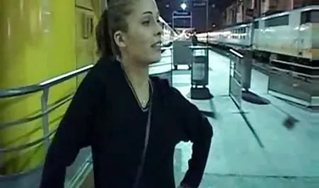 LAZ ve sex filmleri yesilcam lanet sıcak MİLF Bianka yanıp sönen eşi orgazm