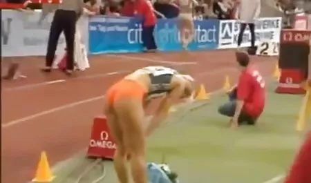 Macar sarışın Açık yeşilçam sex izle mı