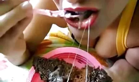 Reklamlar seksi üvey kızı alır dövülerek meltem isik seks