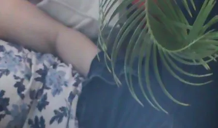 - Babe Lana uyanır ve yeşilçam seks filmleri sürmek Dick
