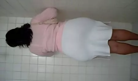 Küçük göğüsler banyo gülşen bubikoğlu seks filmi