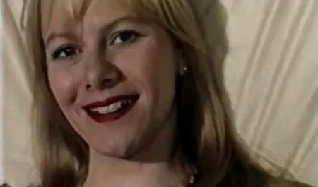 Tombul büyükanne yeşilcamseksflimleri seviyor horoz